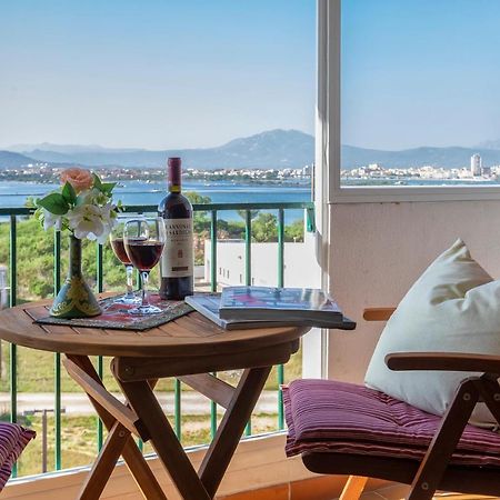 Top Floor Gulf View Apartment ออลเบีย ภายนอก รูปภาพ